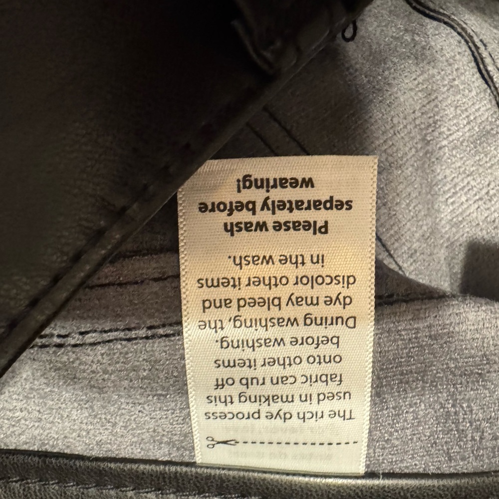 NWT FALL/WINTER Women's Black Faux Leather Pants SIZE: 16 #X - Picture 5 of 8